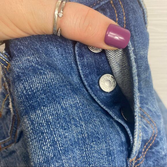 Levi’s 501 Cut Off Button Fly Denim Shorts Size 26 - Picture 7 of 8